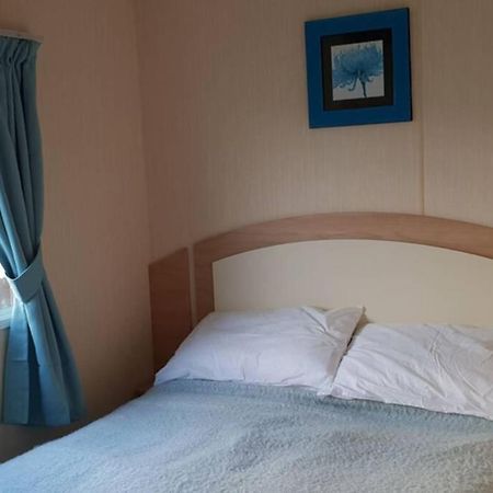 8 Berth Caravan On The Fab Presthaven Beach Resort Prestatyn Ngoại thất bức ảnh